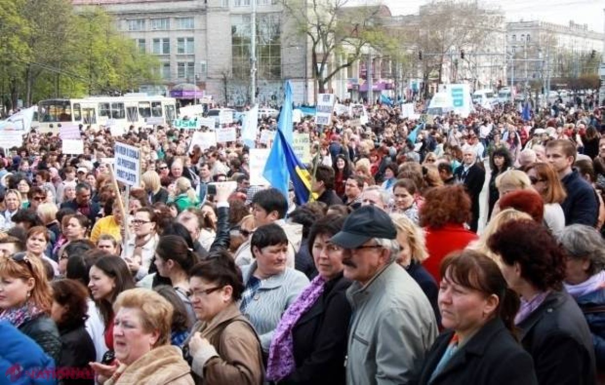 Ministerul Educației CRITICĂ intenția profesorilor de a organiza o GREVĂ generală la sfârșitul acestei luni: „Va afecta elevii înainte de examene”