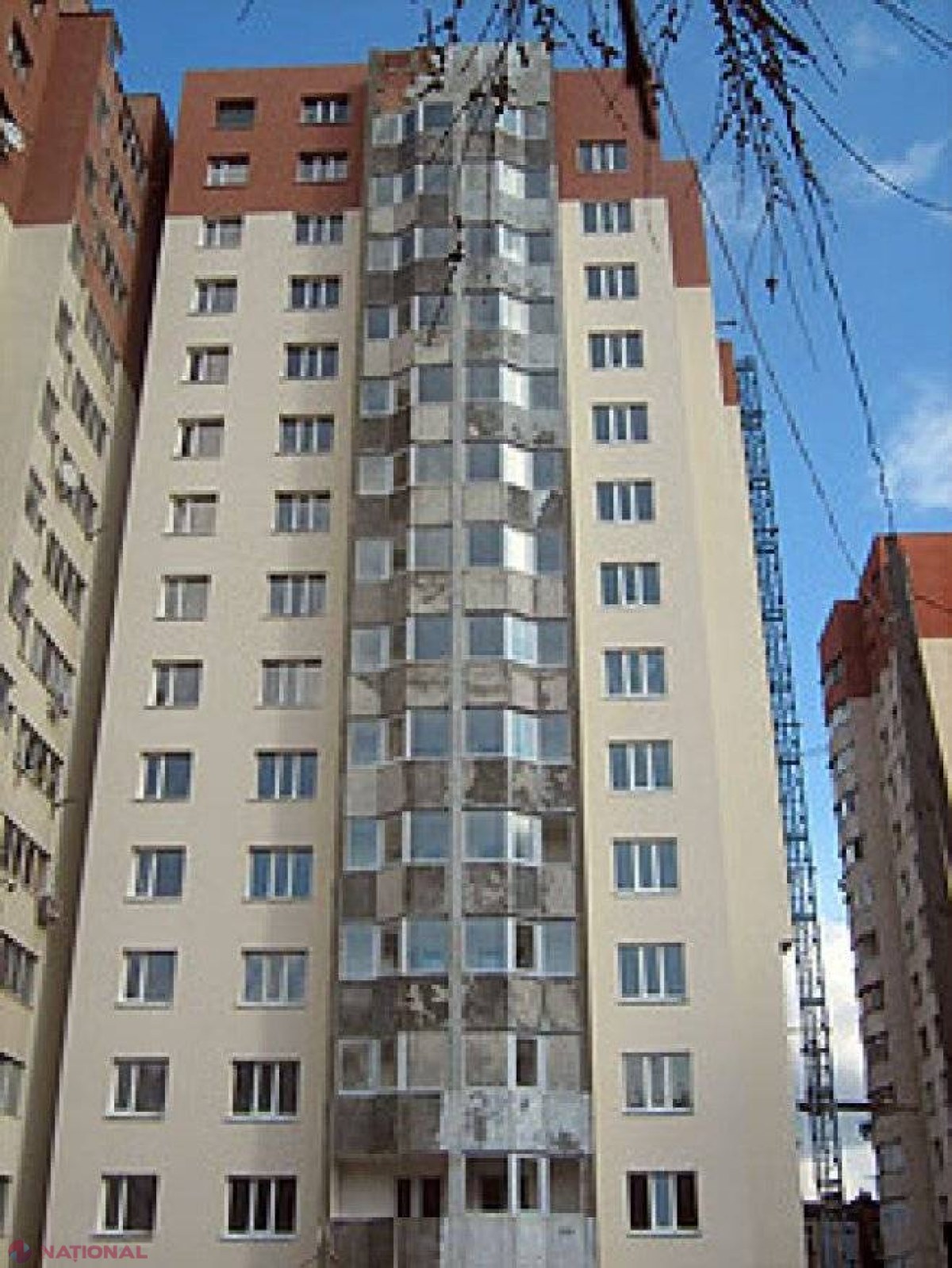 Primăria a pierdut în instanța de judecată. O familie cu tripleți poate rămâne fără apartament