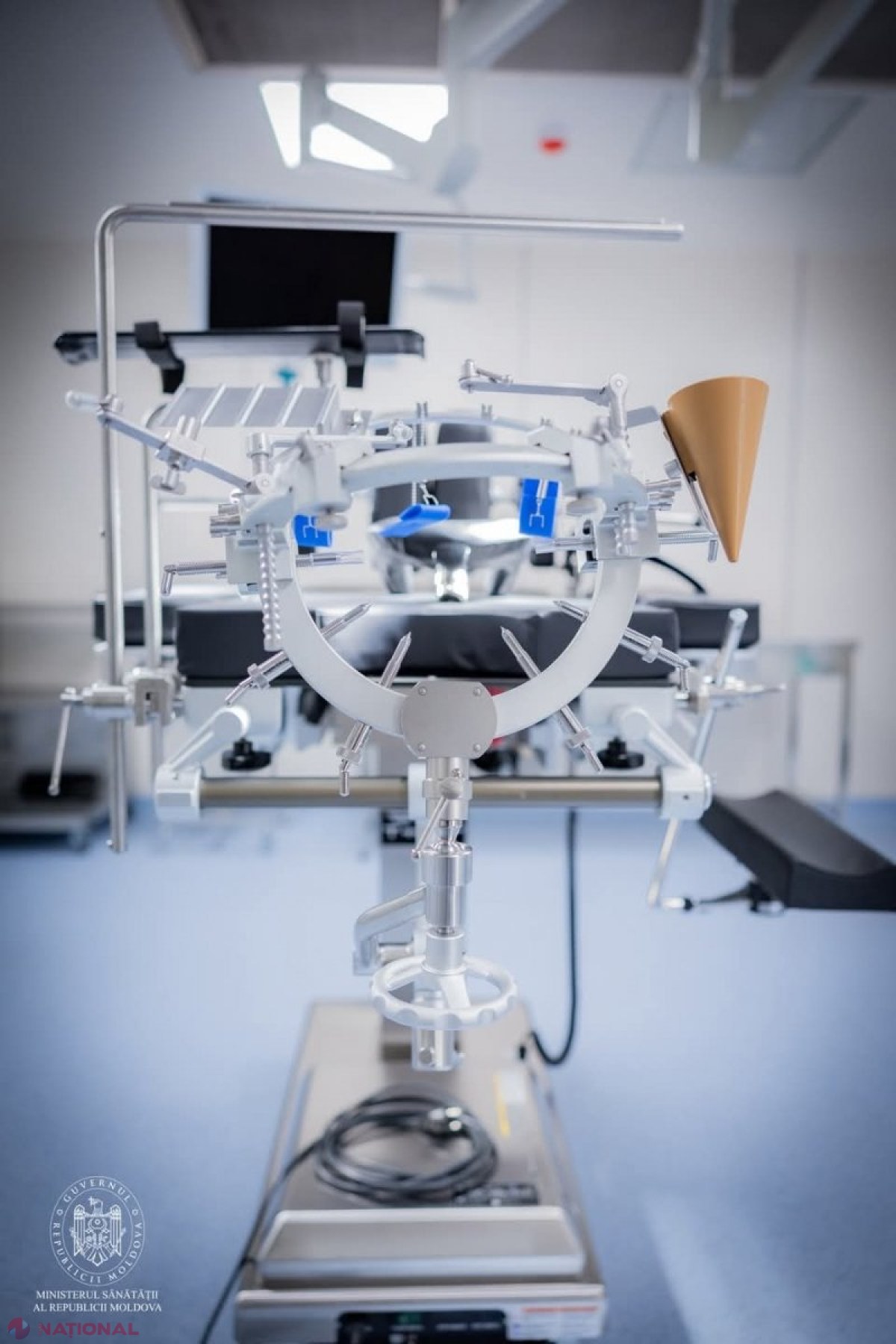 FOTO // Bloc operator nou cu 15 săli chirurgicale, inaugurat la Institutul de Medicină Urgentă din Chișinău: Până la 35 de mii de operații pe an