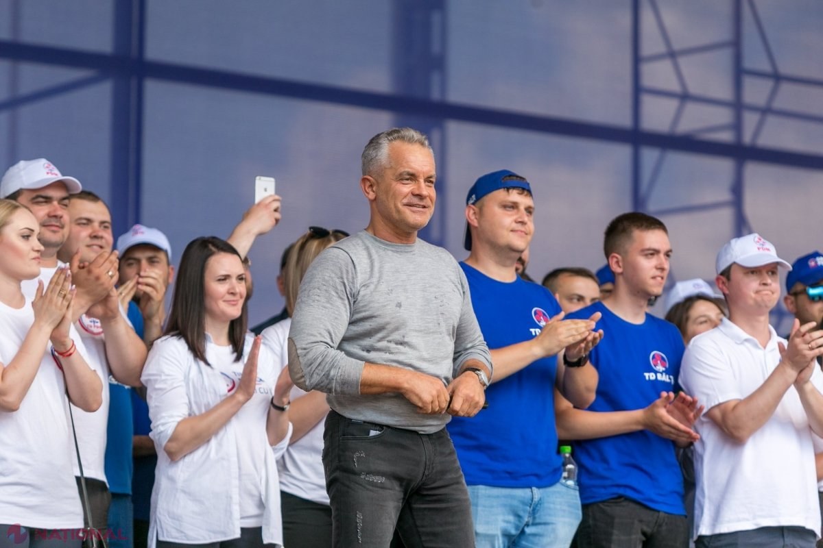 Plahotniuc INFIRMĂ că a fost reținut în SUA. Primul mesaj al fostului lider PD, după mai multe luni de TĂCERE: „Pentru cei care „nu mai pot de grija mea”, le spun și lor să se liniștească, sunt bine și liber”