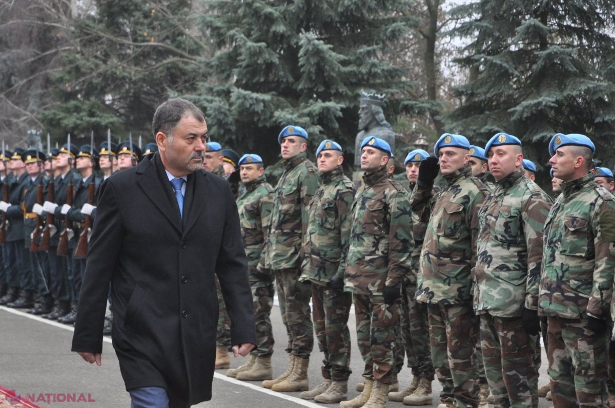 Fost ministru al Apărării, de Ziua Armatei Naționale: „Felicitări da, bani nu. Armata Națională a fost transformată într-un element de paradă”