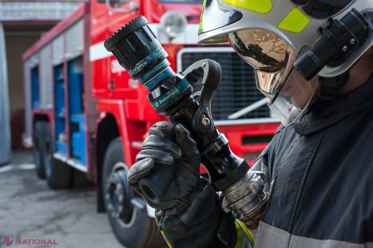 Un copil a fost SALVAT, iar alte două persoane au decedat în incendii