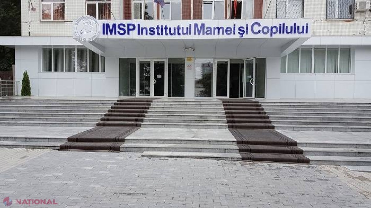 Angajații de la Institutul Mamei și Copilului care ar fi lăsat o tânără să-și nască pruncul mort în VECEUL instituției, SUSPENDAȚI din funcție