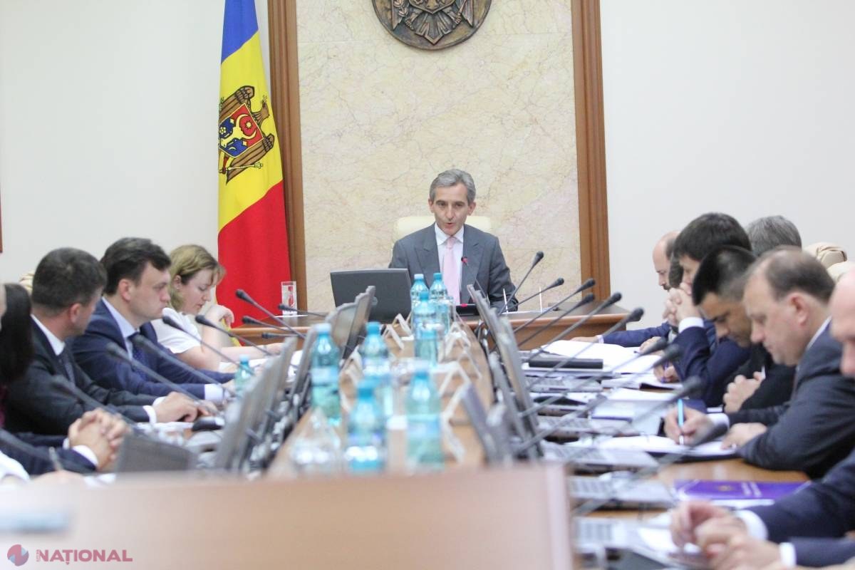 Ședință cu LACRIMI la Guvern