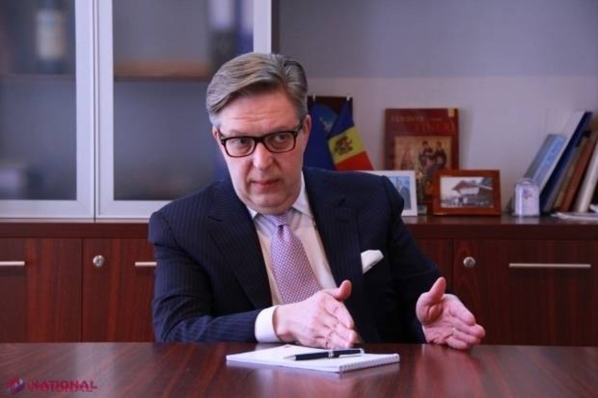 Aflat la final de MANDAT, Tapiola le răspunde celor care-l CRITICĂ: „Unii fac comentarii OBRAZNICE. Cică, trebuie să mă dau cu DEZINFECTANT după ce mă întâlnesc cu unii politicieni…”