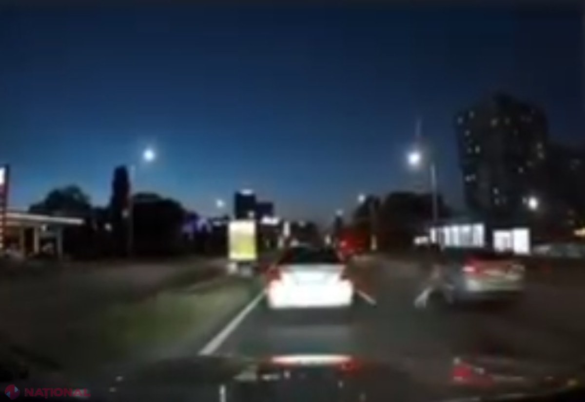VIDEO // O femeie și-a pierdut viața noaptea trecută, după ce a fost lovită mortal de o mașină pe viaduct. Una dintre versiunile examinate este suicidul