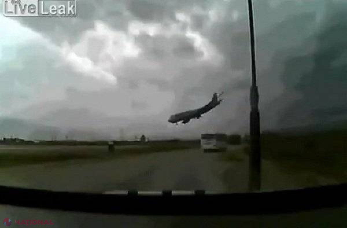 Un avion militar rusesc S-A PRĂBUȘIT în Siberia. 16 persoane sunt rănite