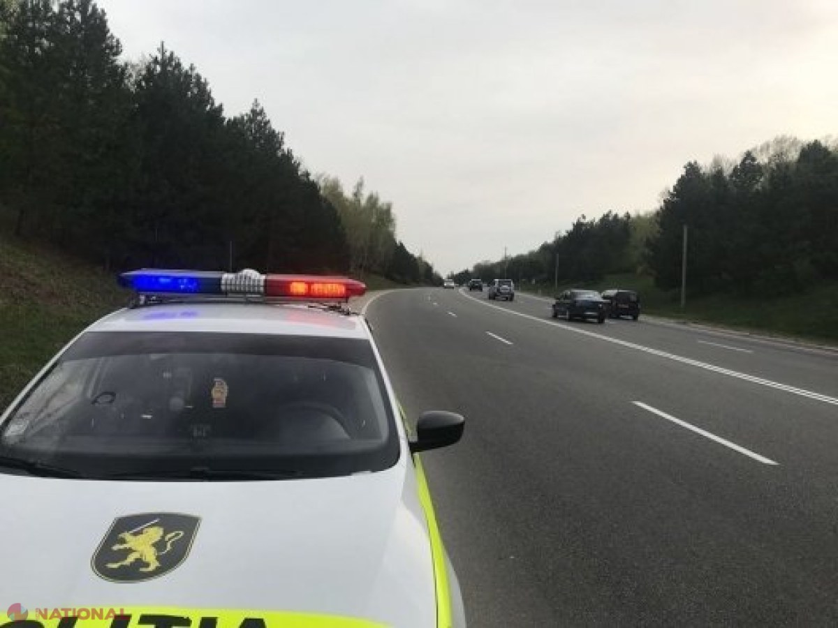 Polițiștii, în număr mare prin cimitire, pentru a asigura ordinea publică de Paștele Blajinilor