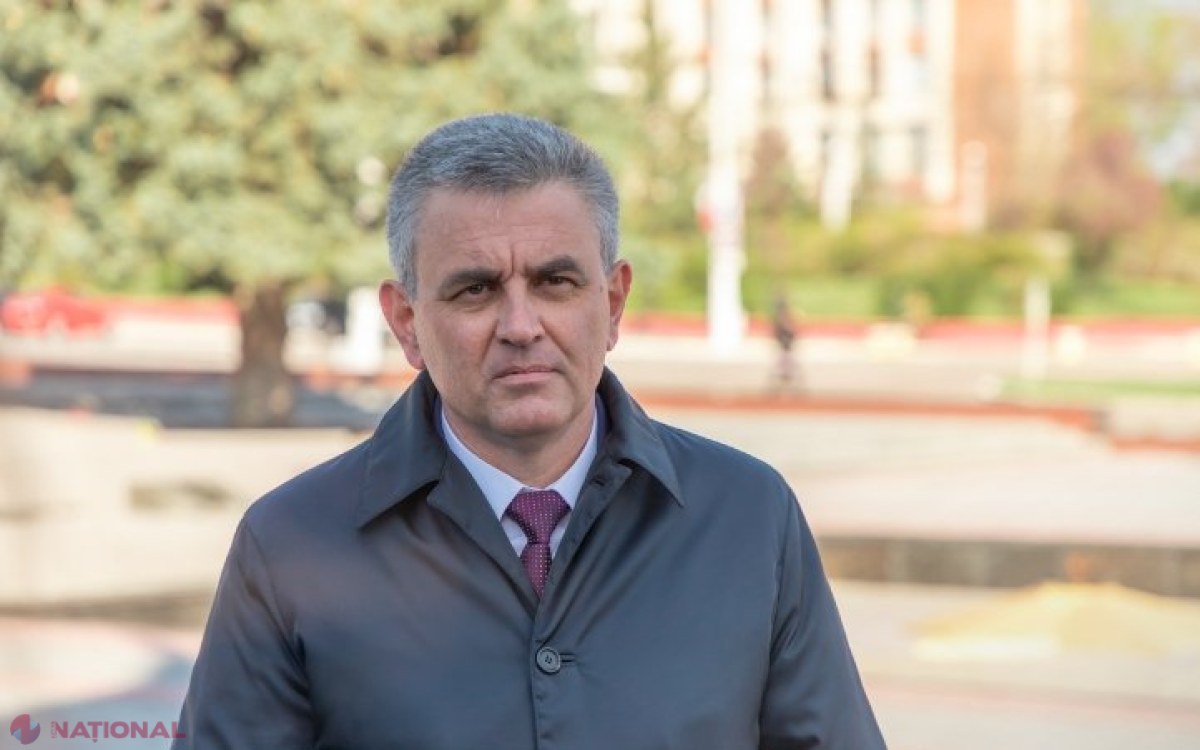 Separatistul Krasnoselski, în apărarea panglicii de „colorado”, interzisă în R. Moldova