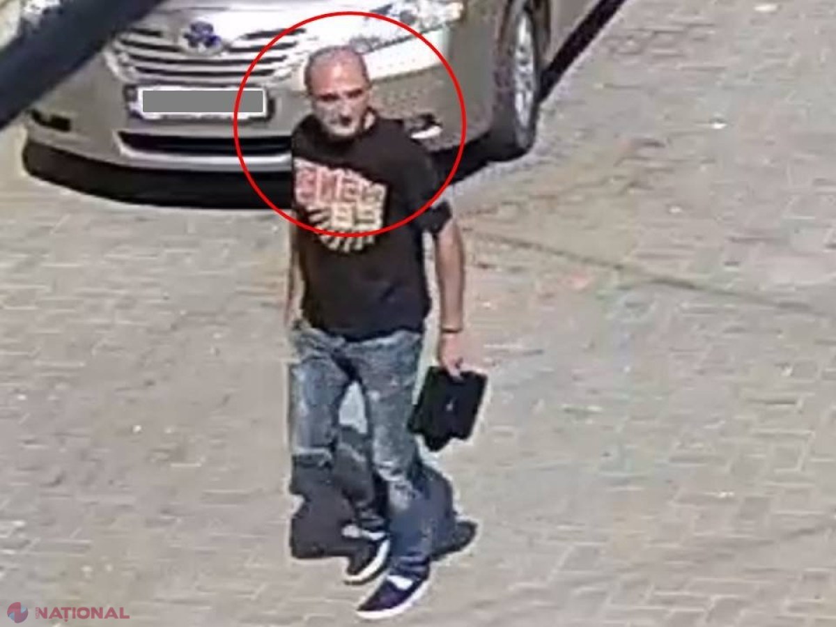 VIDEO // Îl recunoașteți pe acest bărbat? Este căutat de Poliție, după ce a furat mobilă de zeci de mii de lei dintr-un apartament 