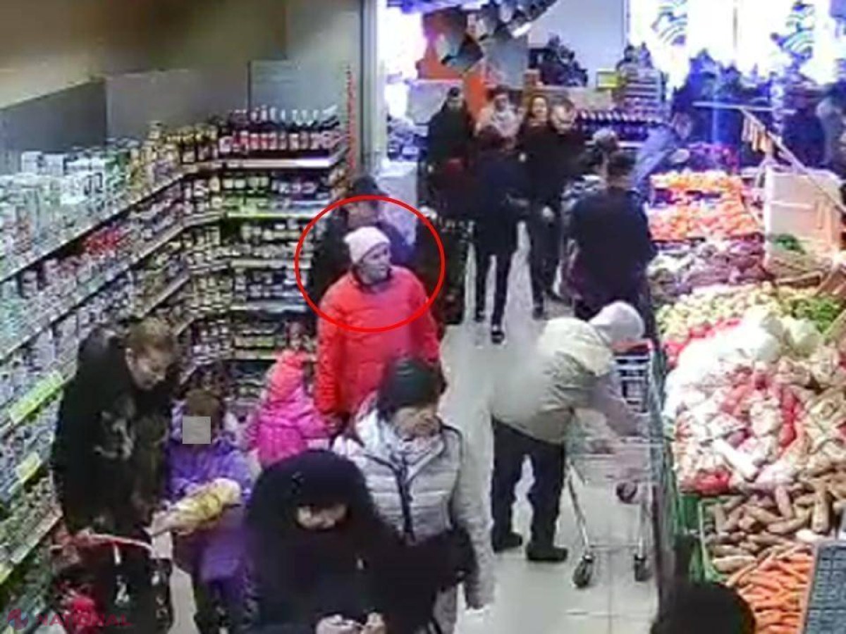 VIDEO // Femeia din imagini ar fi furat un portmoneu burdușit cu bani într-un market de la Ciocana: O recunoști?
