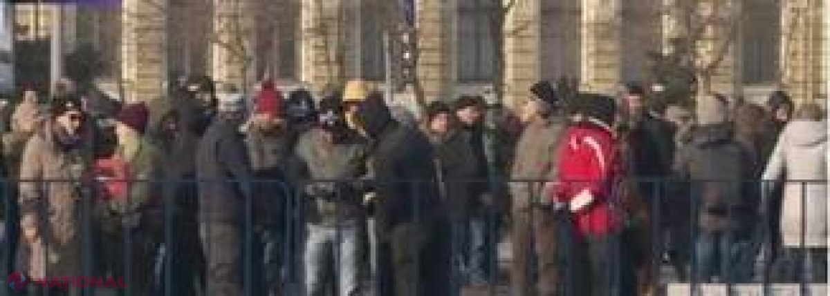 IMPLICARE CIVICĂ // Bucureştenii oferă cazare GRATUITĂ pentru protestatari. Inclusiv la hotel 