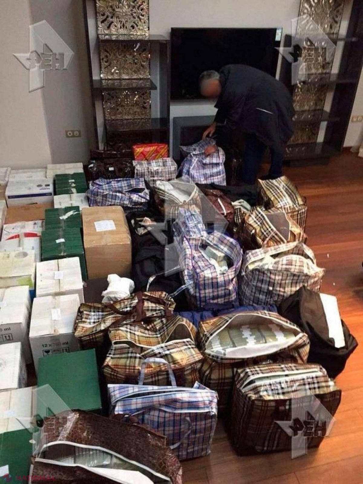 Rusia: 120 de milioane de euro, descoperiți în apartamentul unui înalt oficial anticorupție