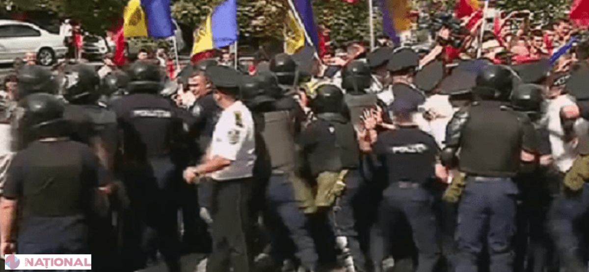 Altercații la Procuratură! Susținătorii „Antifa” au vrut să ia cu asalt sediul instituției