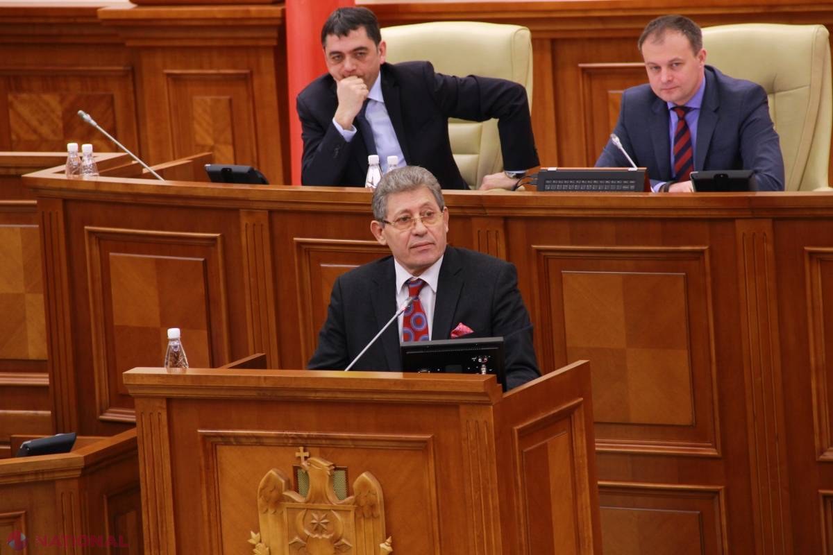 Candu îl ZĂDĂRĂ pe Ghimpu: „Să-și dea DEMISIA. Să nu pună Parlamentul în situația să voteze revocarea săptămâna viitoare”