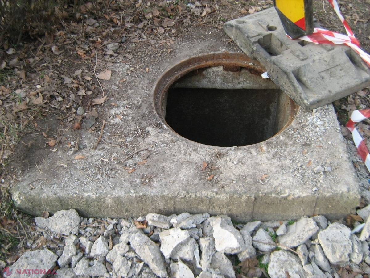 REVOLTĂTOR // Un copil de doi ani a căzut într-o groapă de CANALIZARE