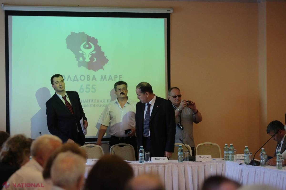 PACTUL lacheilor 