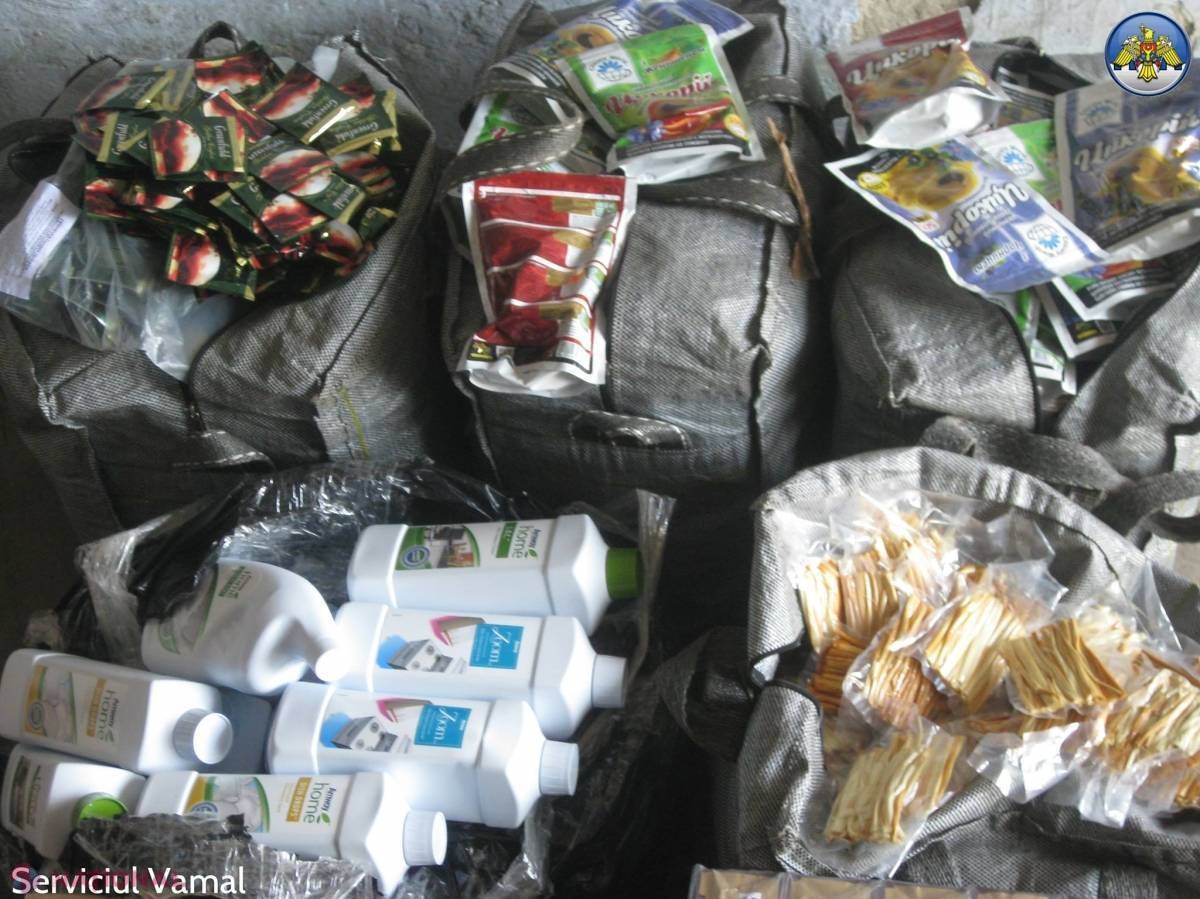 Produse ILEGALE, aduse de la Odesa cu TRENUL