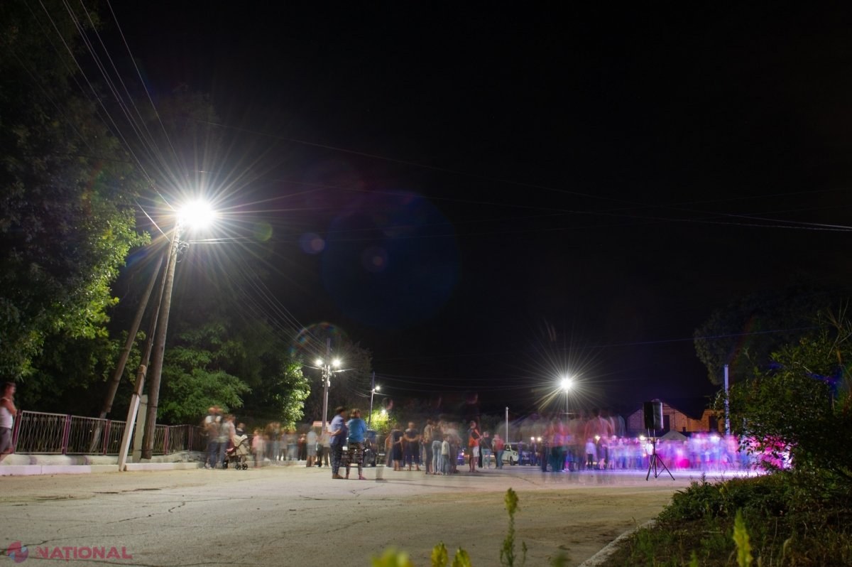 FOTO // Partidul „ȘOR”: „Încă o promisiune REALIZATĂ. A fost instalat sistemul de iluminare stradală și la Furceni”
