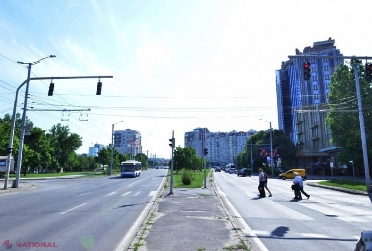 Atenție, șoferi! Traficul rutier, SUSPENDAT pe strada Ciuflea timp de o săptămână: Nouă rute de troleibuz și autobuz își schimbă itinerarele