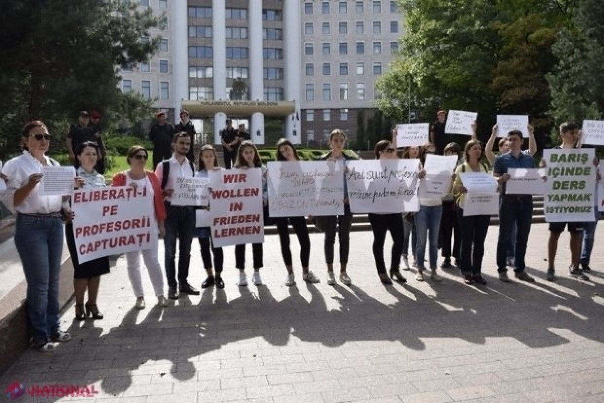 Ca pe timpul statului CAPTURAT? Ce ascunde Moțpan și Comisia securitate în dosarul profesorilor turci expulzați