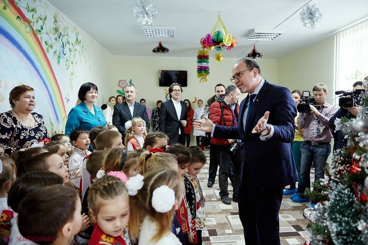 DARUL României pentru locuitorii din satul Tocuz: Au așteptat 22 de ani evenimentul