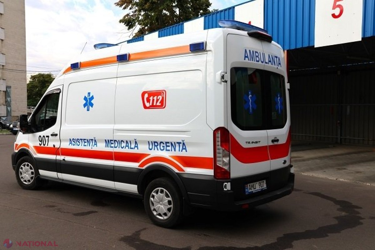 Ginerele unei femei de la Ciocana a agresat echipa de pe ambulanță și a fost reținut