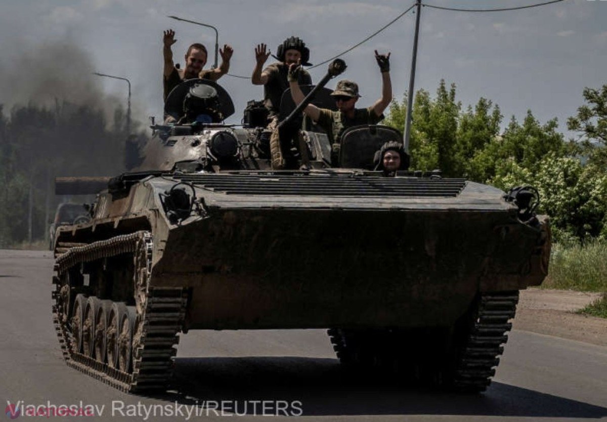 Ucraina anunţă „succese parţiale” în contraofensiva spre Marea Azov 