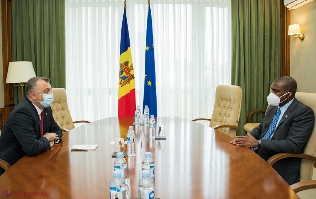 Ambasadorul SUA, discuții cu premierul Chicu despre organizarea celui de-al doilea tur al alegerilor prezidențiale