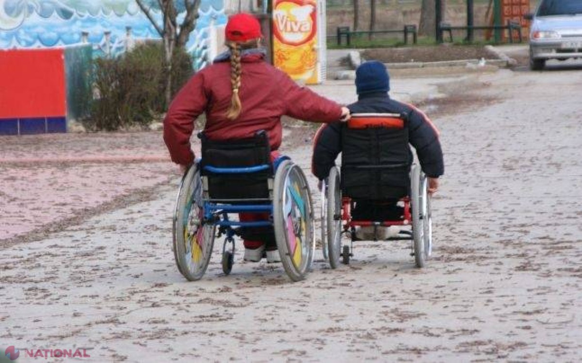 O mie de scaune rulante vor fi aduse în R. Moldova