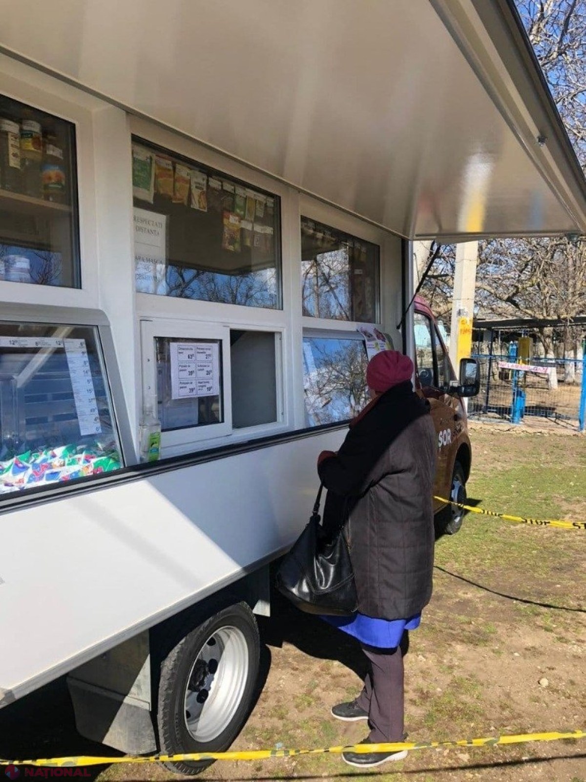 FOTO // „Este un sprijin concret și de mare ajutor pentru oameni”. Magazinele sociale mobile au ajuns și în raionul Cimișlia, la inițiativa lui Ilan Șor. Noul obiectiv - până la 200 de magazinelor sociale în R. Moldova