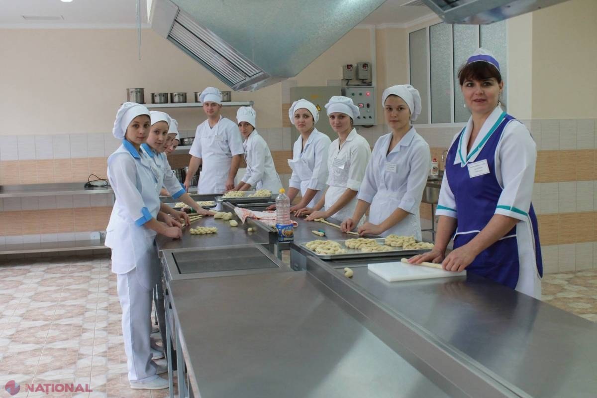 MII de locuri de muncă VACANTE în R. Moldova: Ce profesii sunt cele mai SOLICITATE