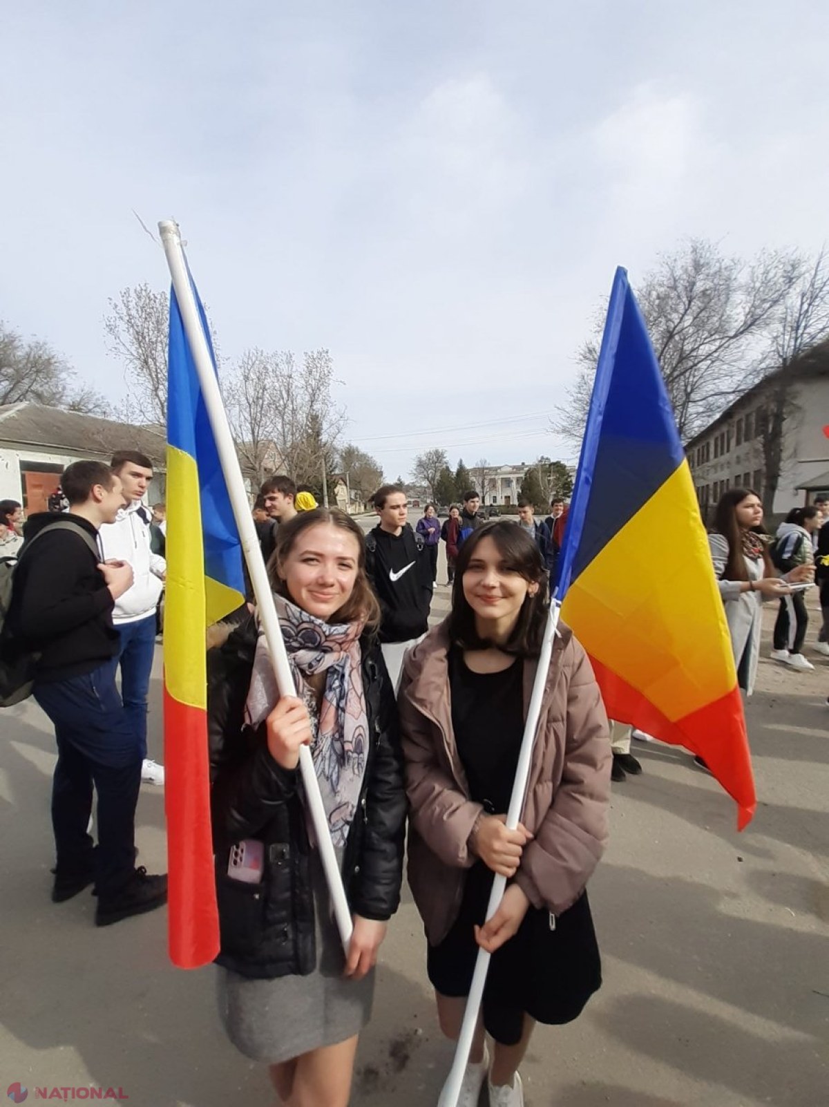 VIDEO, FOTO // Cărpineni a sărbătorit cu MÂNDRIE 105 ani de la Unirea Basarabiei cu România. Doi dintre DEPUTAȚII Sfatului Țării care au spus DA Unirii de la 1918 sunt originari din Cărpineni. „Noi spunem și astăzi DA UNIRII”