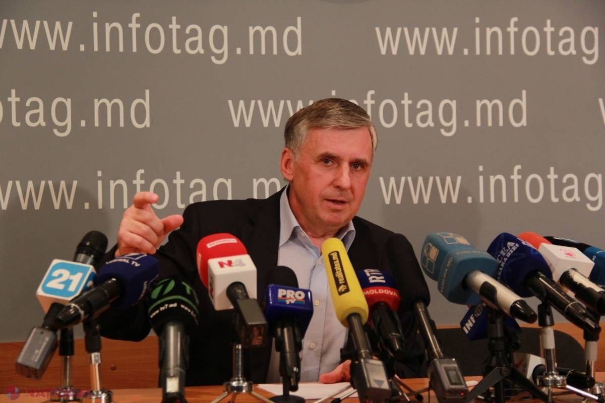 VIDEO // Ion Sturza, discuție „ca între vechi prieteni” cu Iurie Leancă și „monolog” cu Mihai Ghimpu
