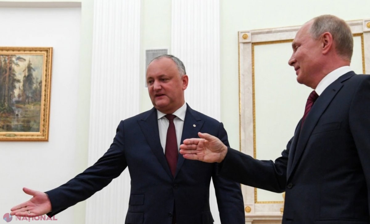 VIDEO // Unul dintre cei mai informați jurnaliști RUȘI îl contrazice pe Igor Dodon, care se JURĂ că ar fi curat la lacrima. „Kremlinul a cheltuit 2 MILIARDE de ruble pentru înscăunarea lui Dodon, iar el s-a dovedit a fi o RUȘINE...”