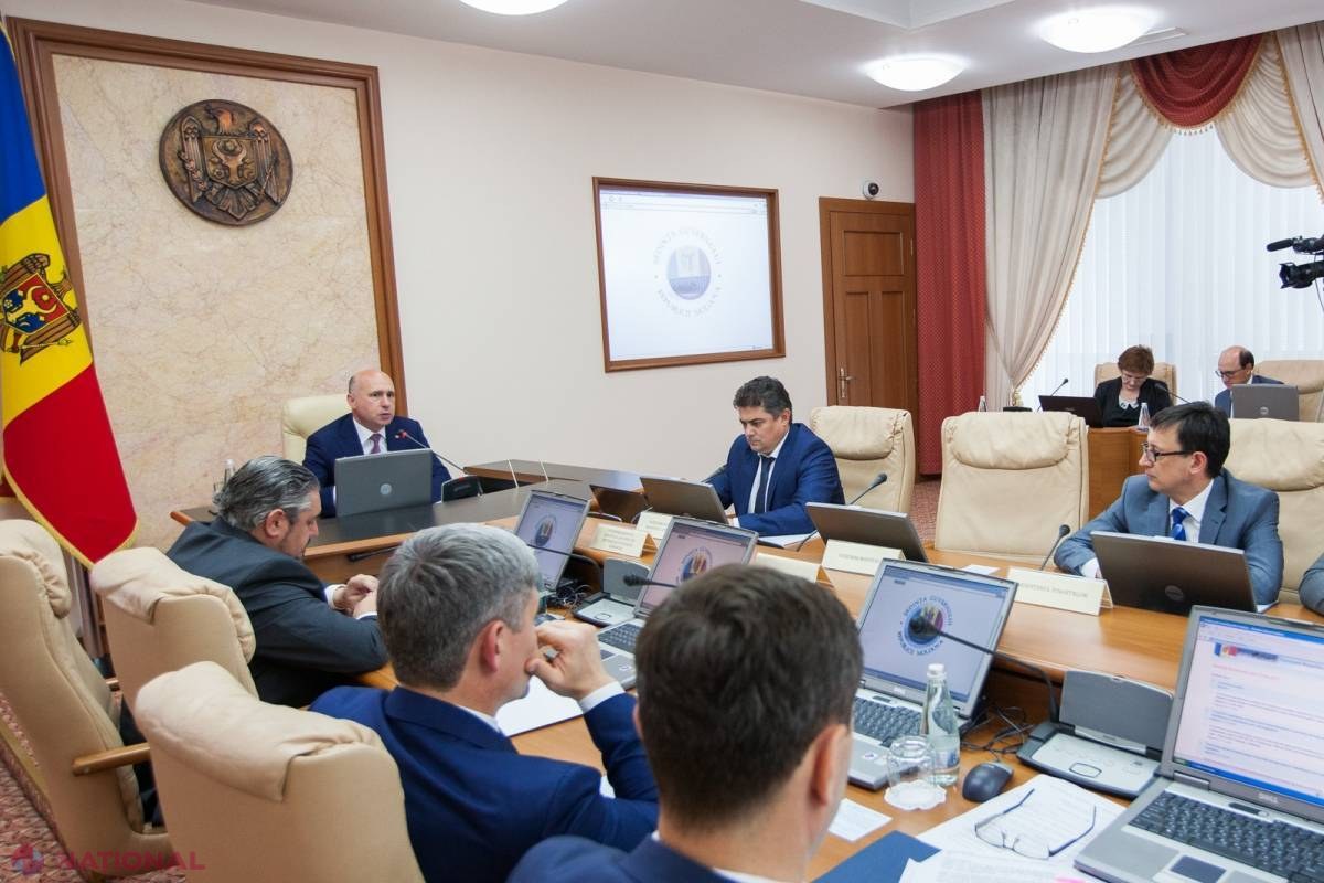 Structura noului Guvern, aproape GATA: Când va merge premierul Filip să ceară aprobarea în Parlament 