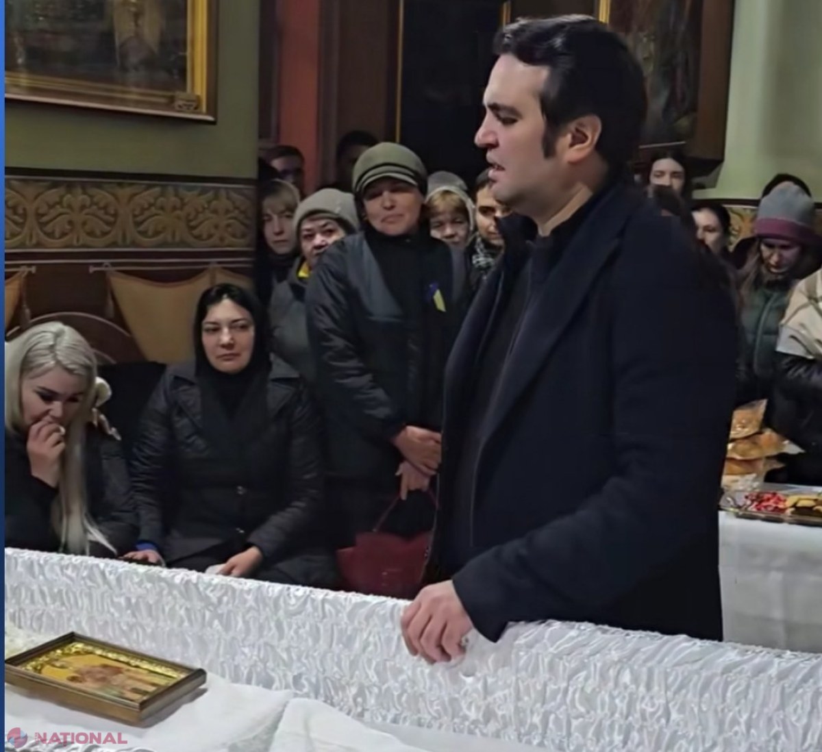 VIDEO // Primele imagini de la priveghiul fiicei lui Igor Cuciuc. Omagiu pentru Andreea Cuciuc din partea colegilor săi de la ,,Ștefan Neaga