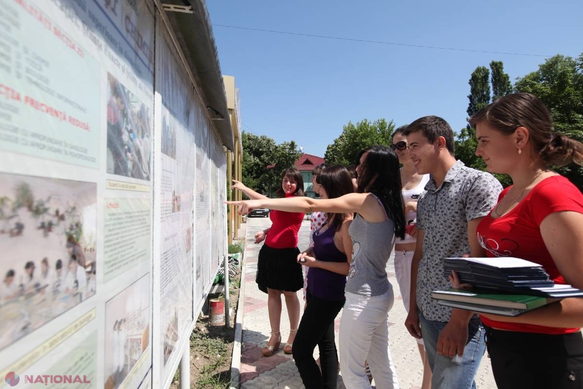Câte BURSE va oferi România tinerilor români de pretutindeni pentru anul de studii 2016-2017