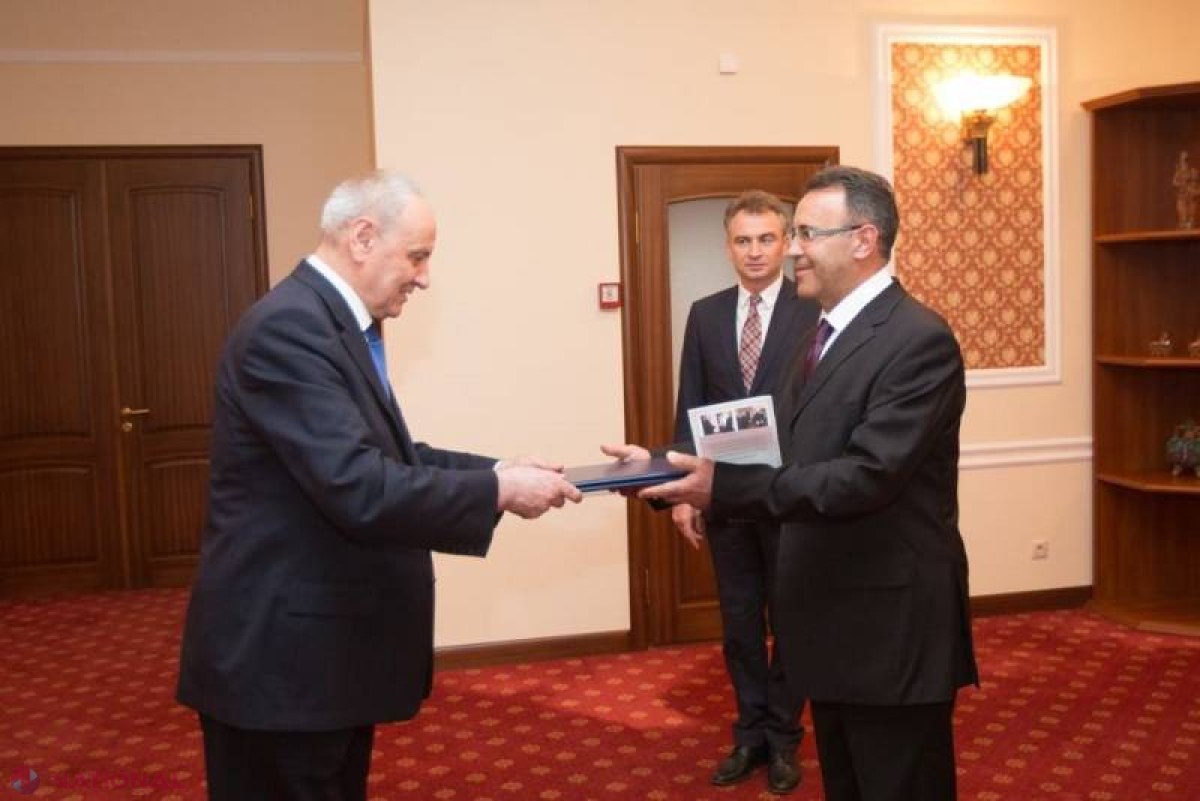 Noul ambasador al Ucrainei în R. Moldova, ACREDITAT de șeful statului