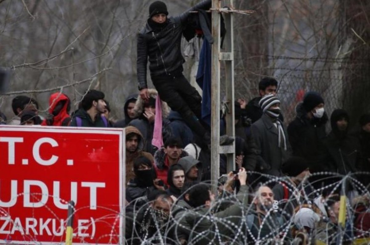 Turcia susține că a lăsat 75.000 de migranți să treacă frontiera cu UE. Harta cu traseul refugiaților 