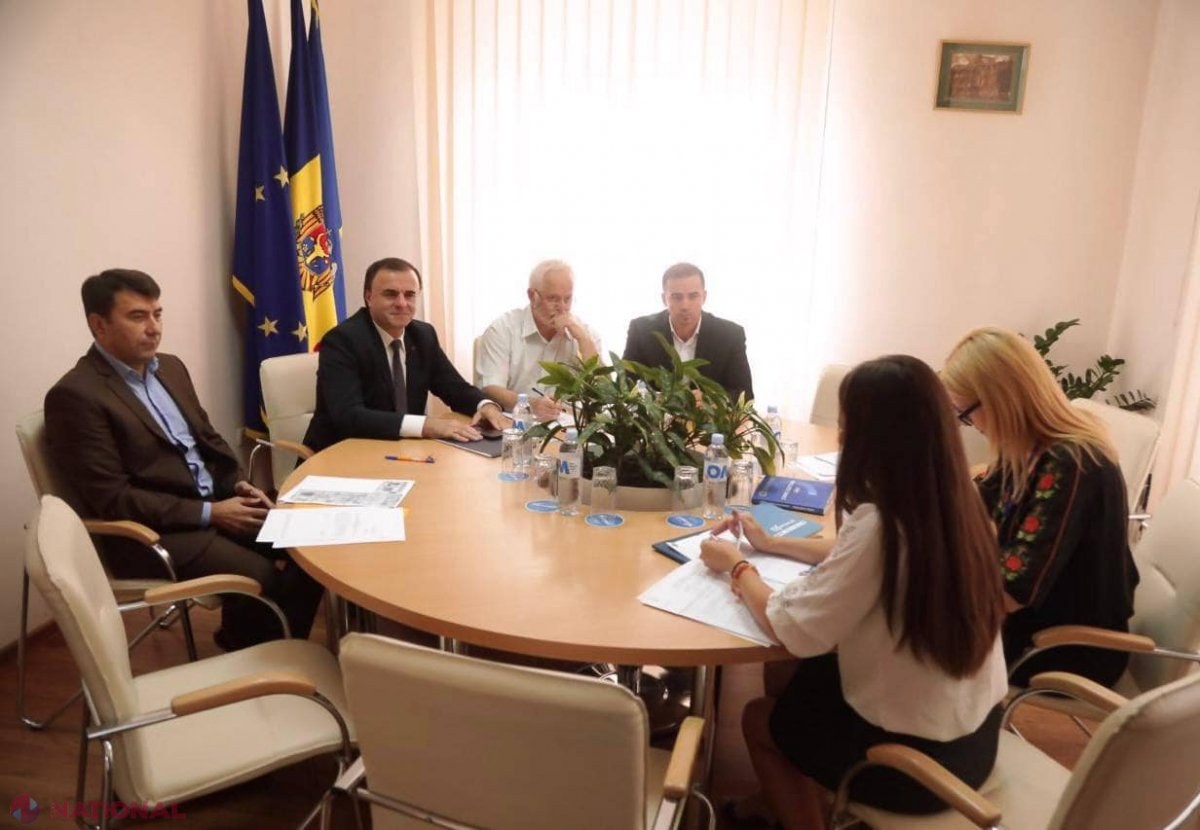 CEC a înregistrat grupul de inițiativă al Partidului „Viitorul Moldovei” în susținerea candidatului Vasile Tarlev la alegerile din data de 20 octombrie. Fostul premier trebuie să colecteze 25 000 de semnături