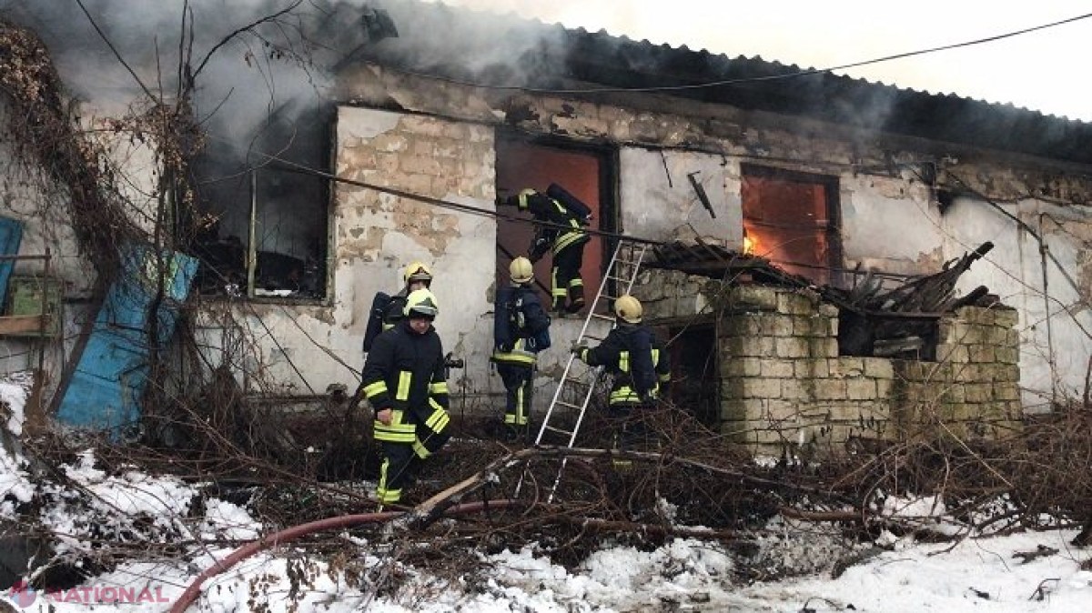 VIDEO // Chișinău: O fabrică de prelucrare a lemnului, făcută SCRUM în această dimineață 
