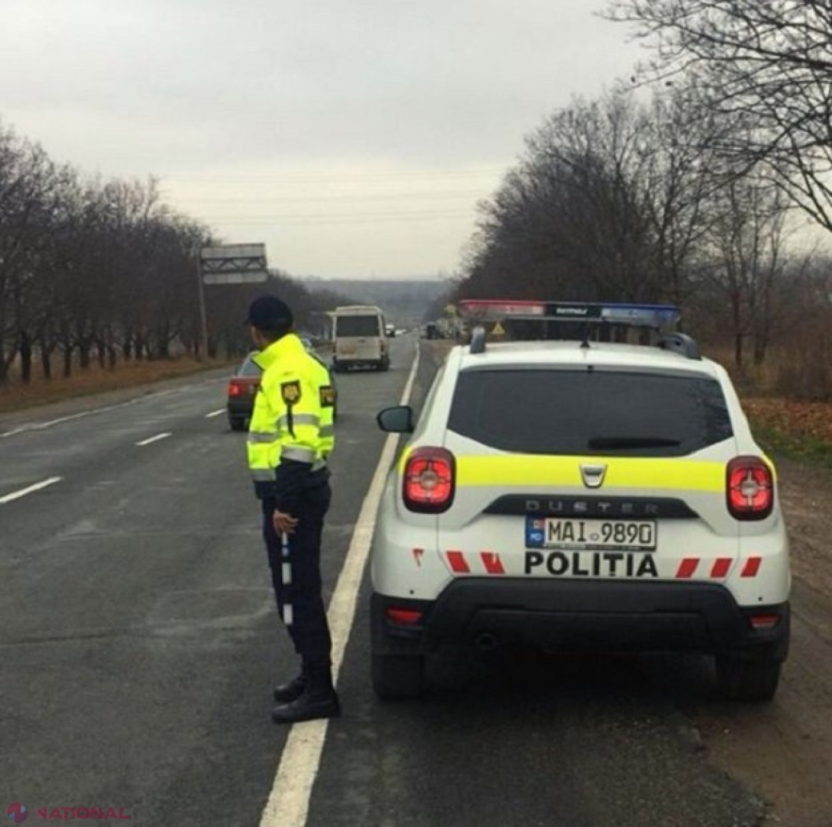 Polițiștii declară RĂZBOI șoferilor de microbuze din Chișinău: Cei care nu vor opri DOAR în stații pentru a prelua pasageri vor fi SANCȚIONAȚI