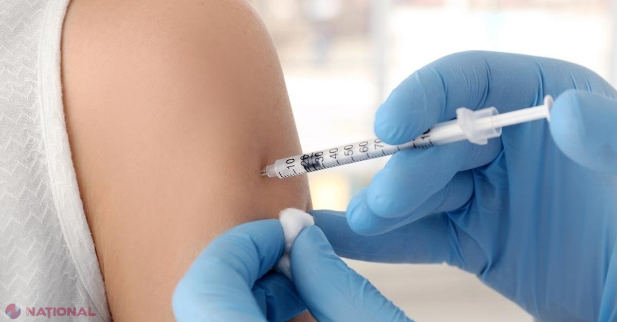 Mii de persoane au fost „vaccinate” cu apă salină împotriva COVID-19. Escrocii au obţinut 28.000 de dolari de pe urma victimelor