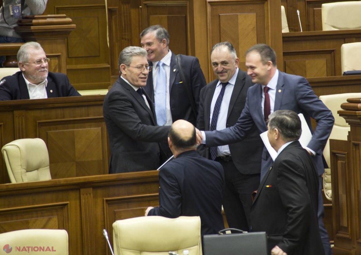 Parlamentul promite că se apucă mâine de lucru. Ce subiecte din „agenda foarte încărcată”  urmează să discute deputații
