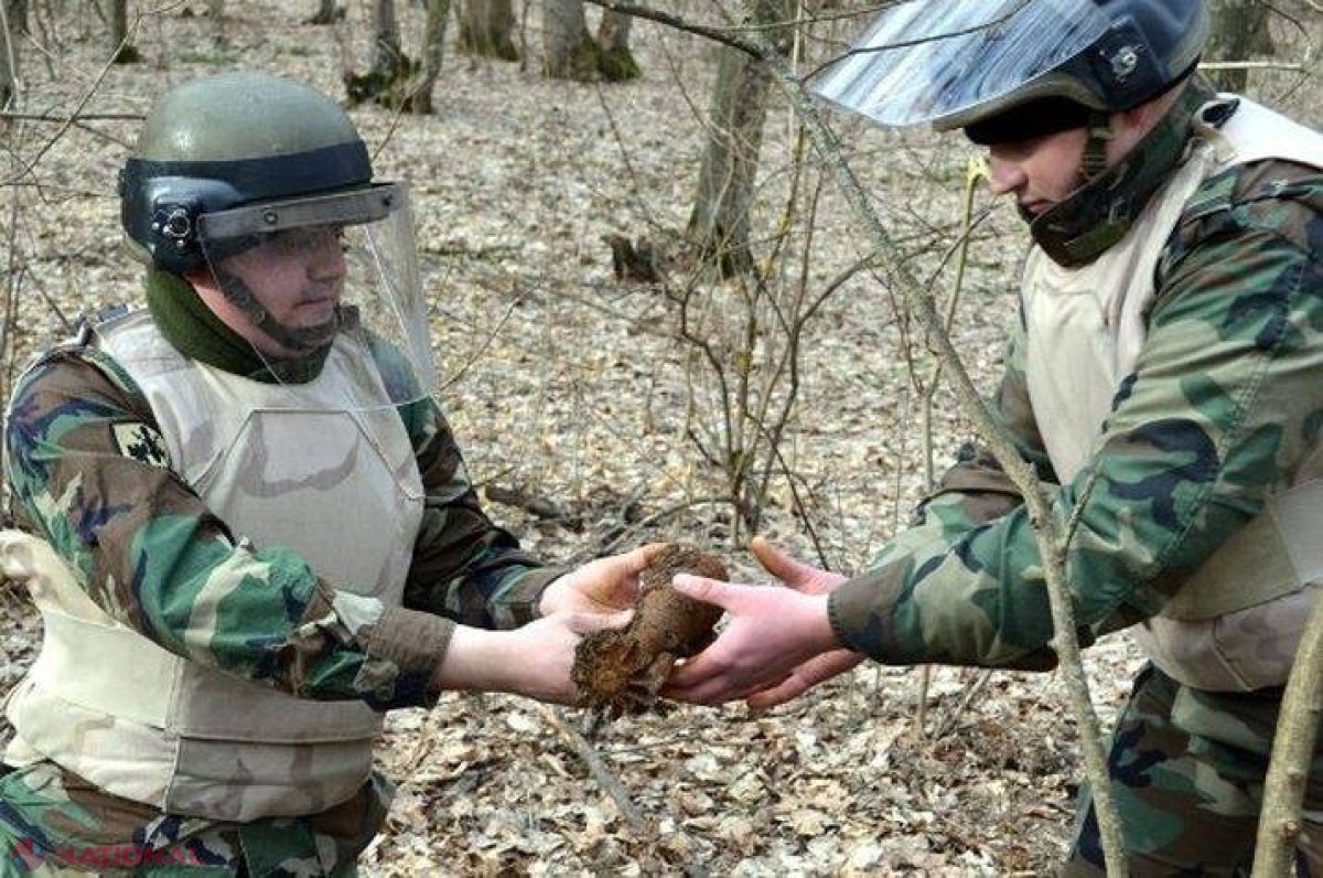 Lucrau pe câmp și au descoperit BOMBE: Zeci de obiecte explozive, LICHIDATE în R. Moldova luna trecută