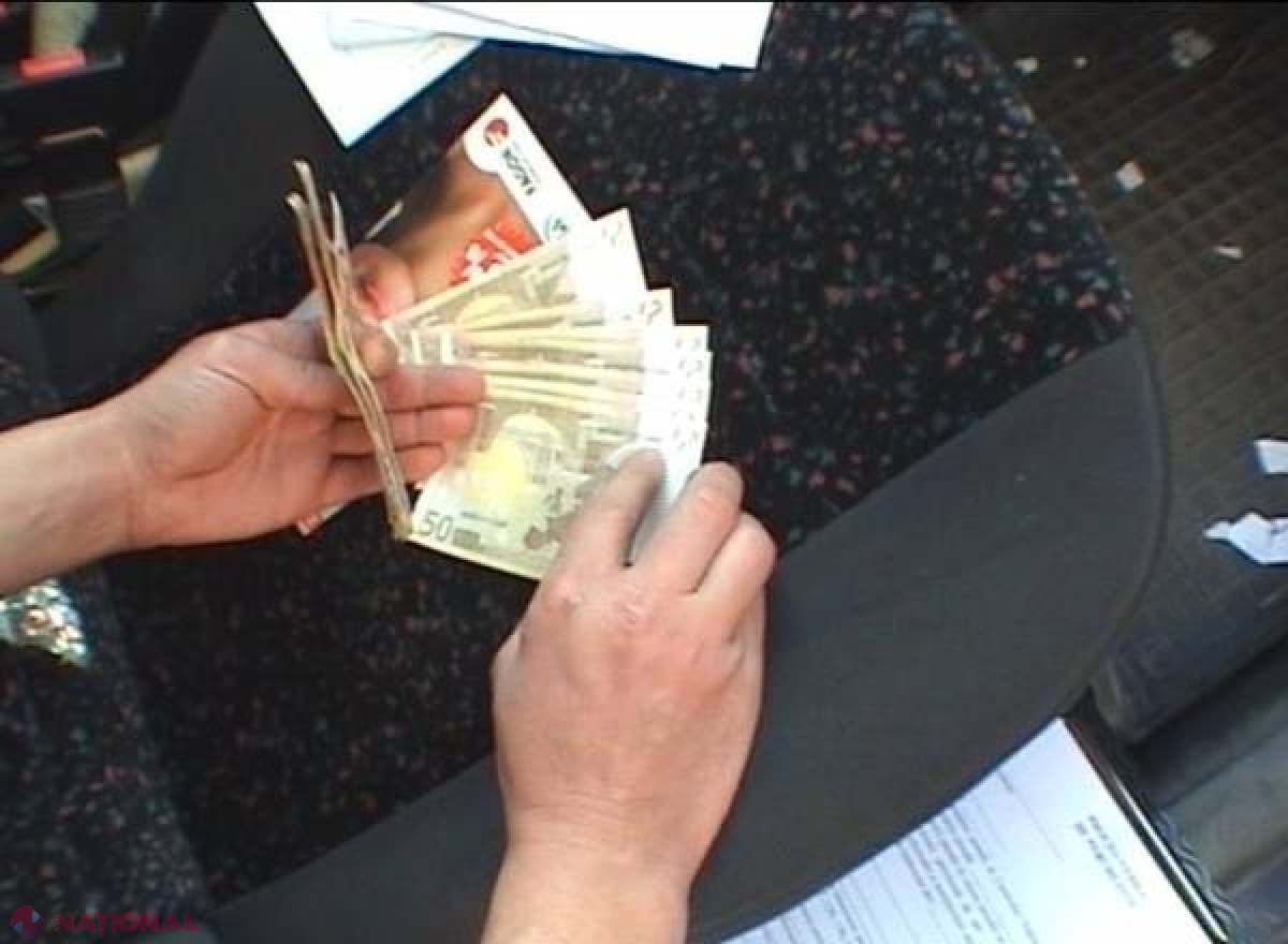 A pretins 3000 de euro pentru a INFLUENȚA judecătorul și procurorul, dar a fost reținută 