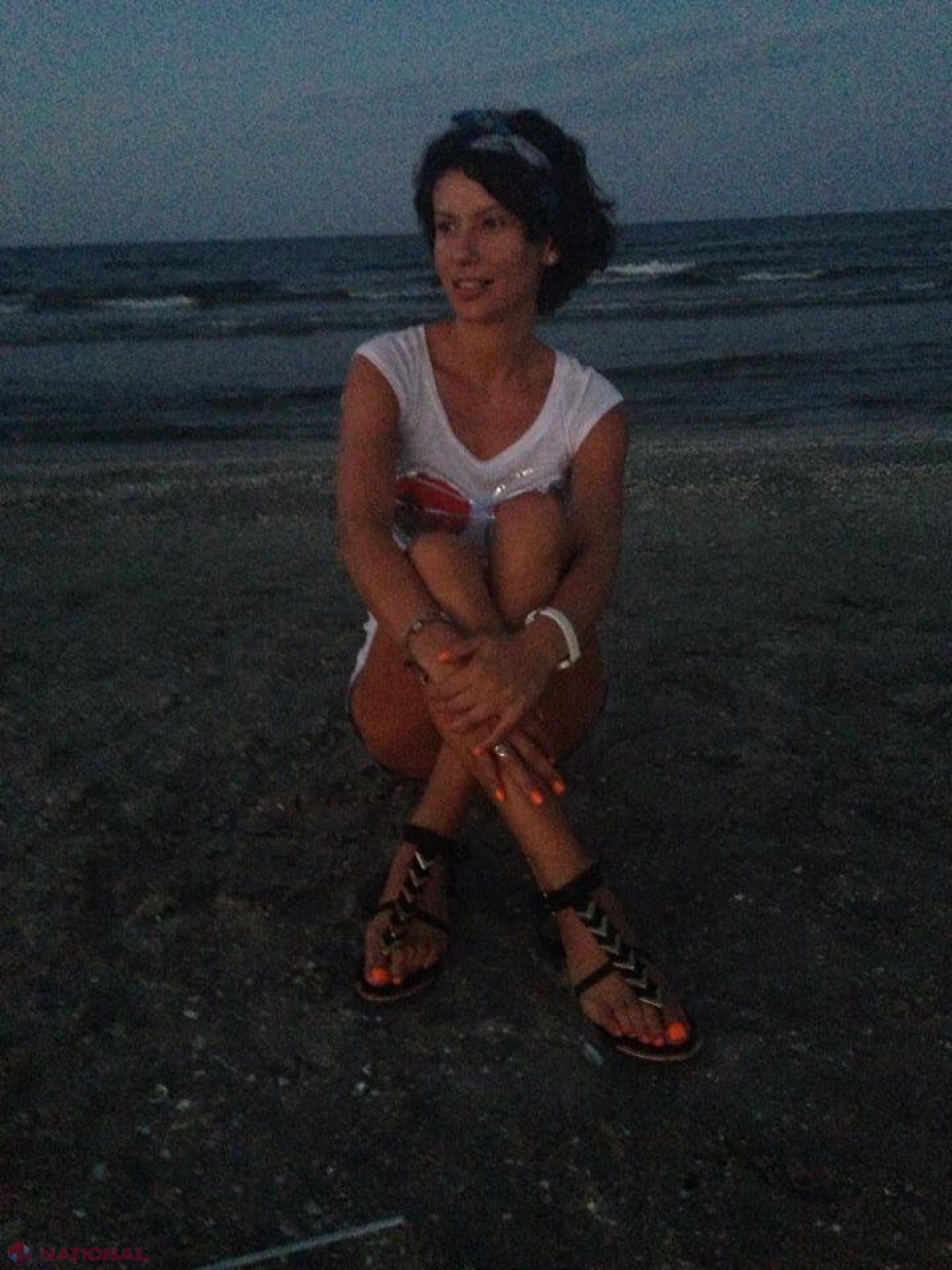 FOTO // Natalia Barbu arată senzațional! Uite cât de sexy pozează lângă soț