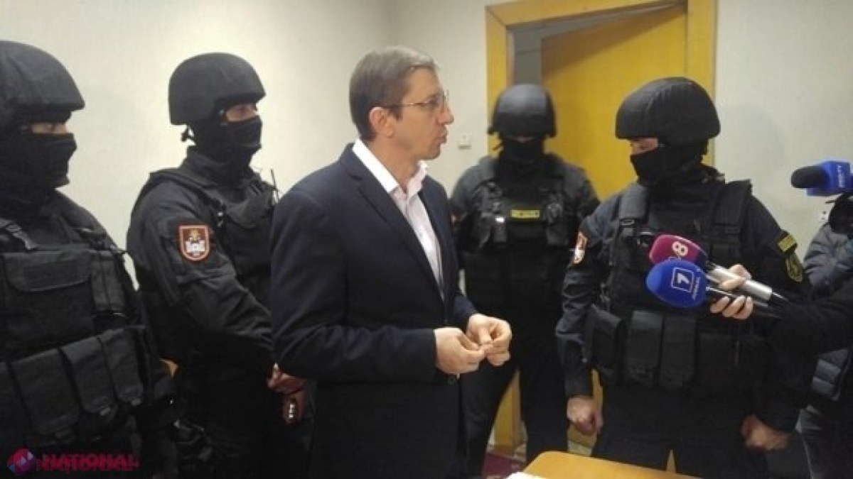 Șeful suspendat al Procuraturii Anticorupție a fost REȚINUT