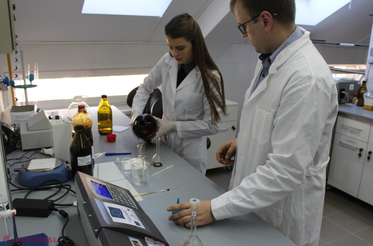 Laboratorul Serviciului Vamal va putea testa calitatea PETROLULUI, dar și a pastei de tomate importate